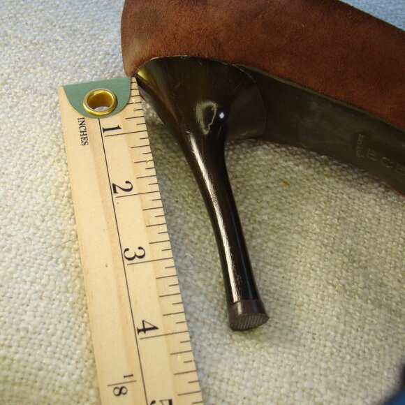 BCBGirls Max Azria brown genuine suede mary jane stiletto pumps, size 9 - Picture 4 of 7